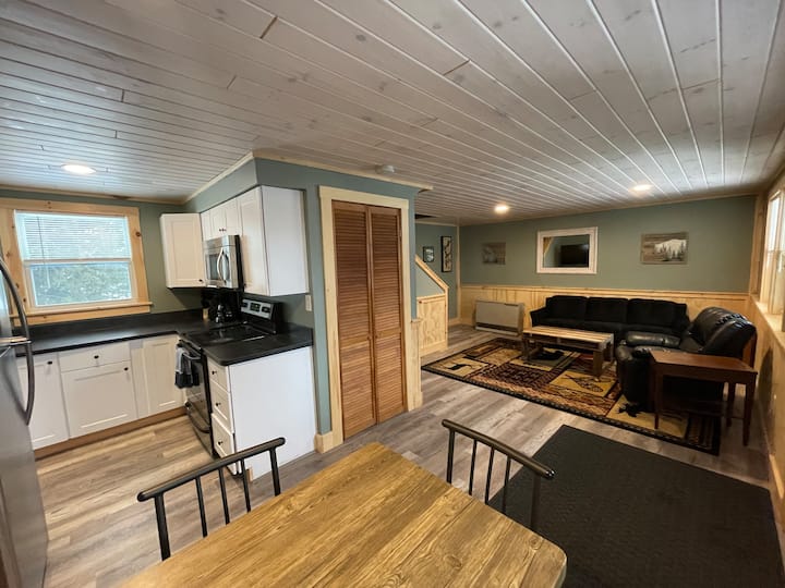 Riverside Lodge *West Outlet* (Close to Moosehead) Apartments for Rent in Greenville, Maine