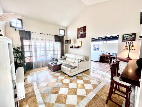 Successful Airbnb property: Spacious and bright villa - Villa El Faro in Yaiza