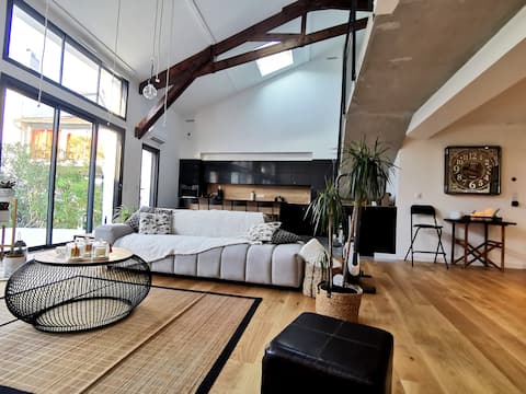 Successful Airbnb property: Townhouse in the heart of Ciboure in Ciboure