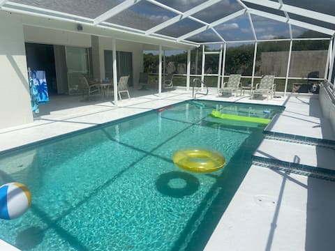 Relaxing Beach-Theme Pool Home!