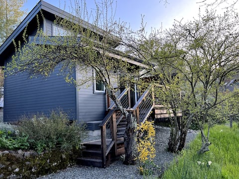 Popular Airbnb listing: *New* Modern Studio Guest House in Sonoma County