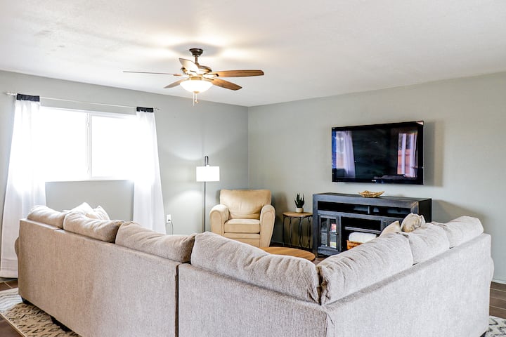 Dog Friendly Home Near Parks And Dry Canyon - Redmond, OR