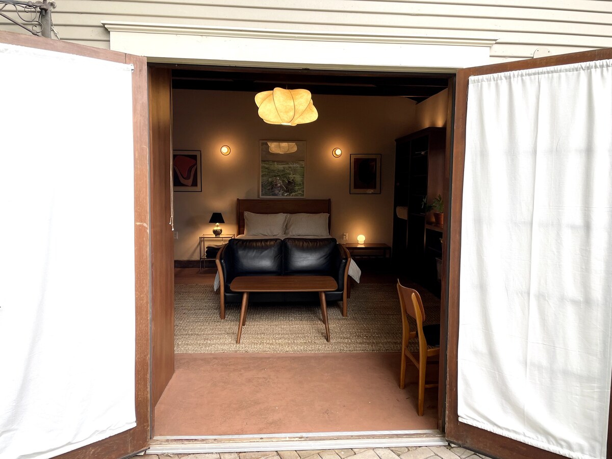 Backyard Guesthouse in Central Austin. MCM style.
