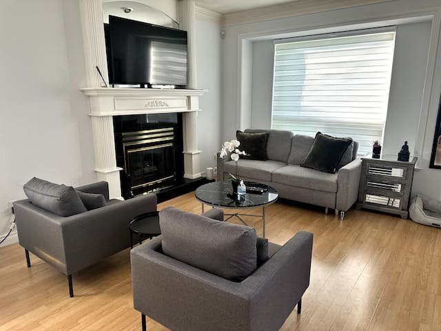 Bright Family Home near Burnaby