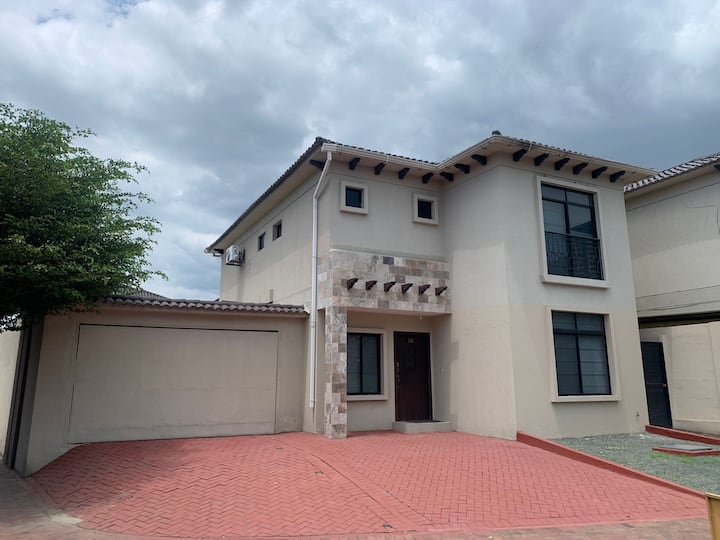 Your safe house in Guayaquil ! Houses for Rent in Guayaquil, Guayas