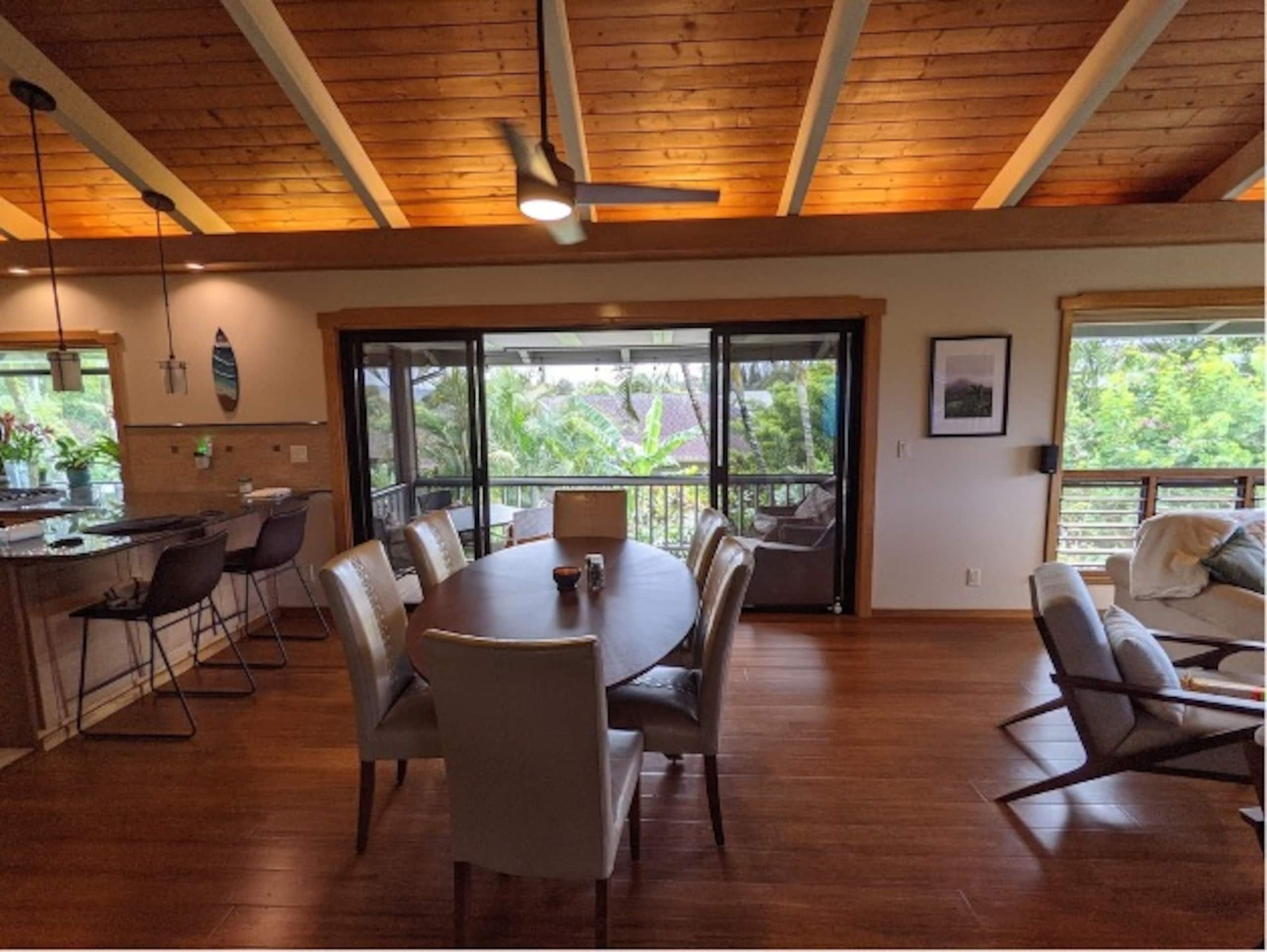 Home in Princeville · ★5.0 · 4 bedrooms · 5 beds · 2 baths - Image 3