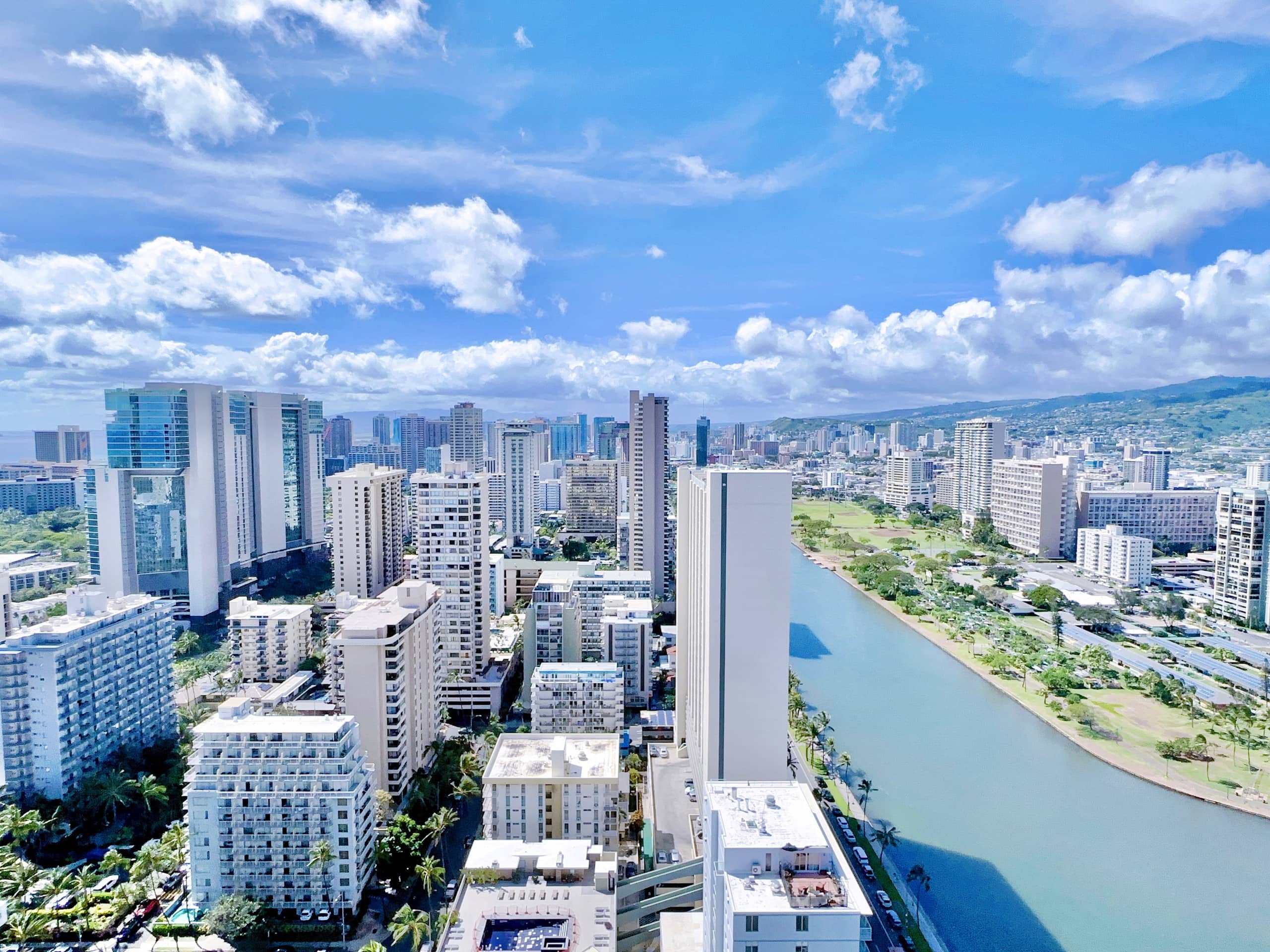 39FL-Modern in Waikiki-Upgraded King Studio - Image 33