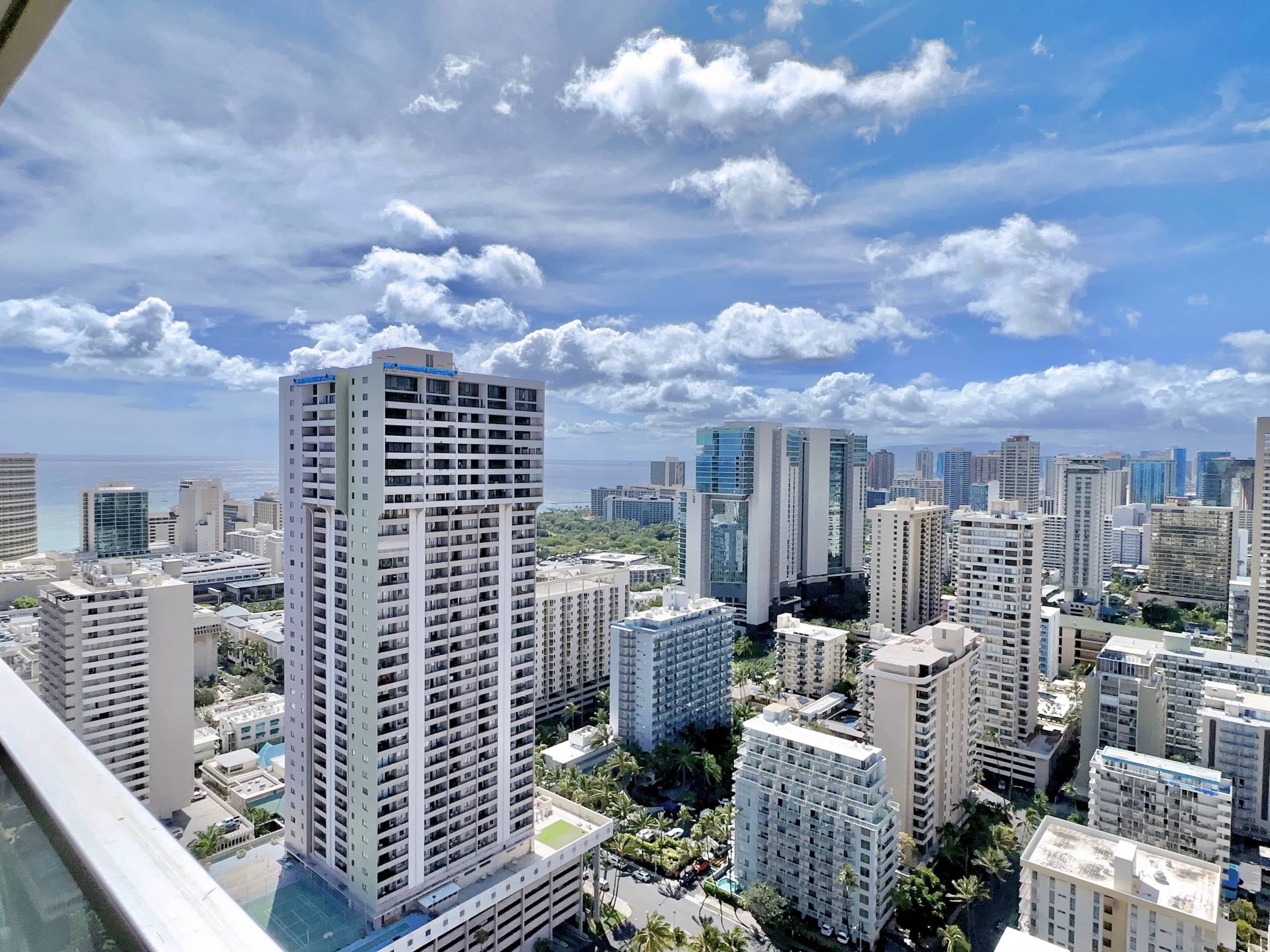 39FL-Modern in Waikiki-Upgraded King Studio - Image 31