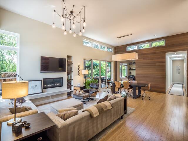 Contemporary Palo Alto Home gallery image 4