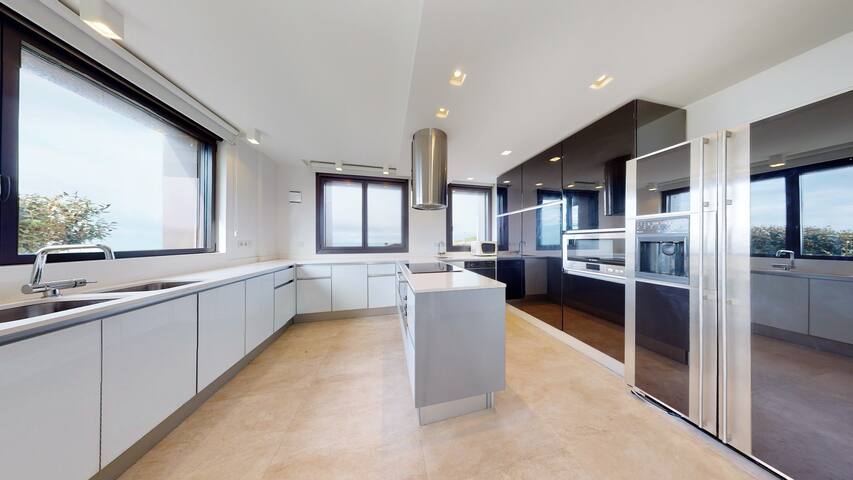 See & Sea gallery image 4