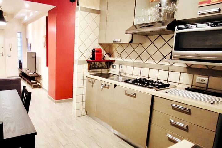 aesse apartment- attrezzato,confortevole, metro a. gallery image 2