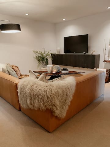 Tranquility at Lake Mallalieu gallery image 2