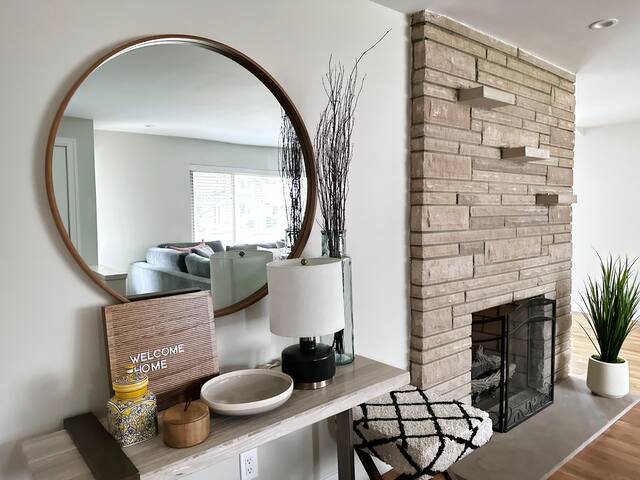 The Bexley Abode: Modern + Cozy gallery image 2