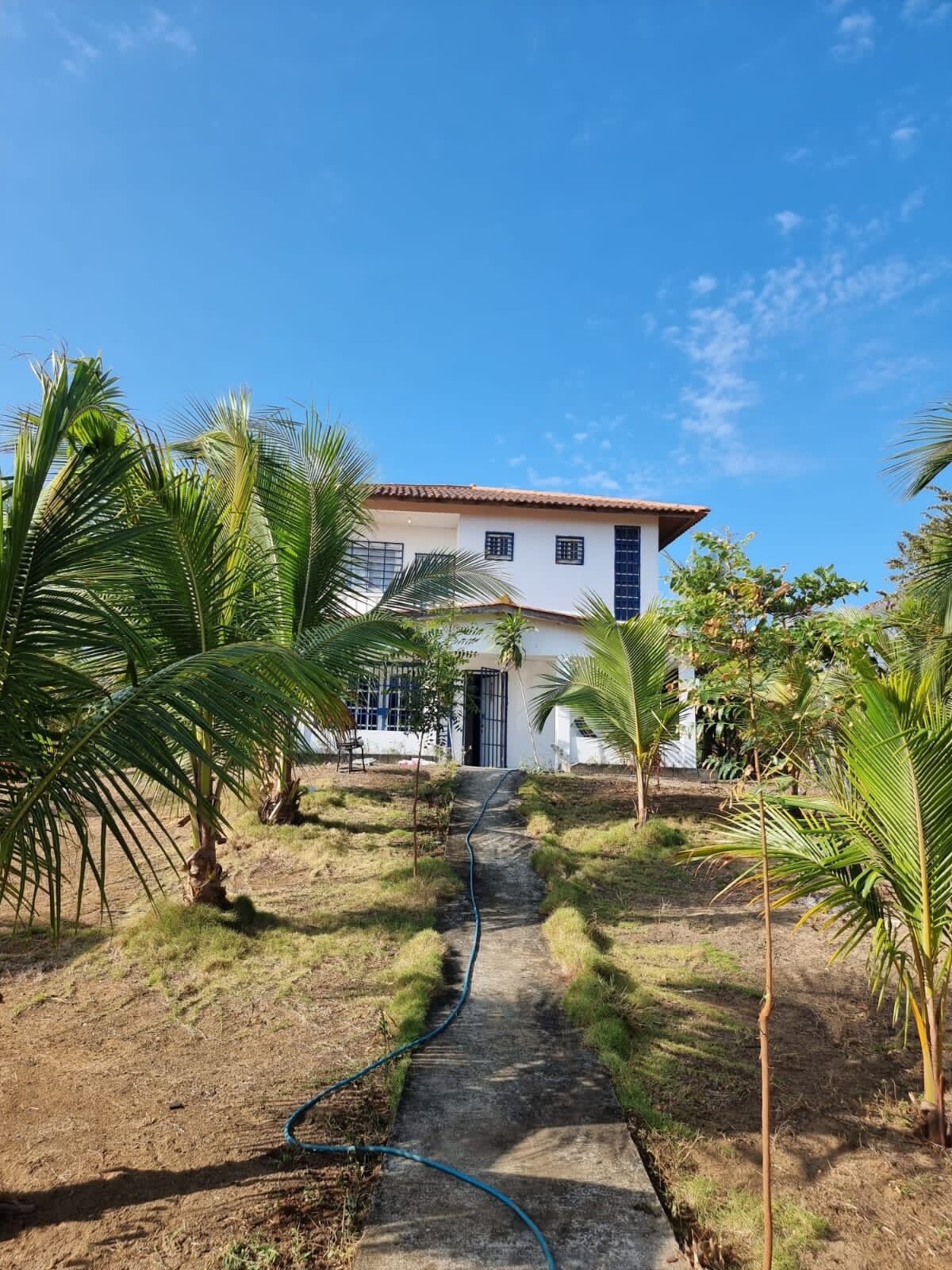 House in El Uverito, Los Santos - Houses for Rent in Santo Domingo, Provincia de Los Santos, Panama - Image 1
