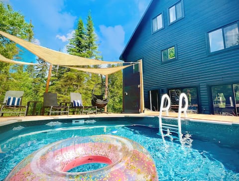 Off-Grid Cottage with Pool-Hot Tub- Sleeps 12