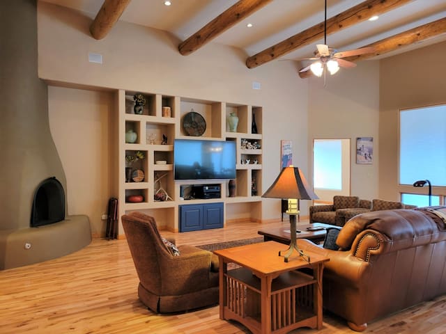Berkshire Hathaway HomeServices managed Airbnb listing 1