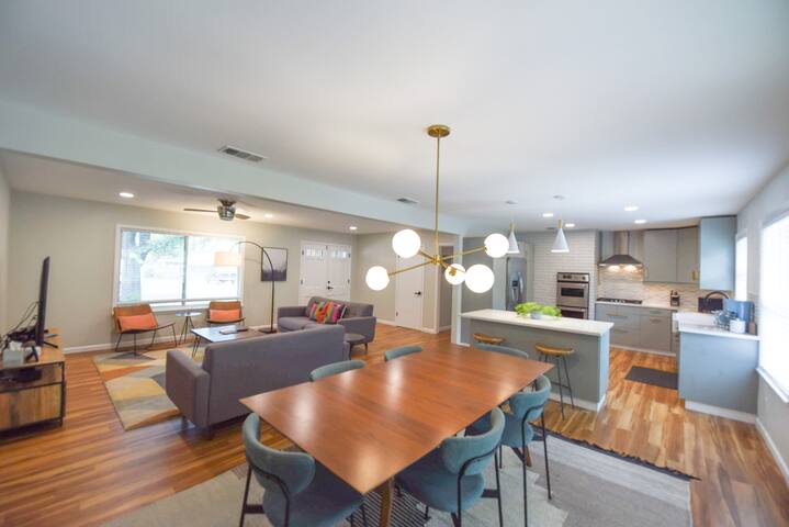 Charming 3BR Central Austin House