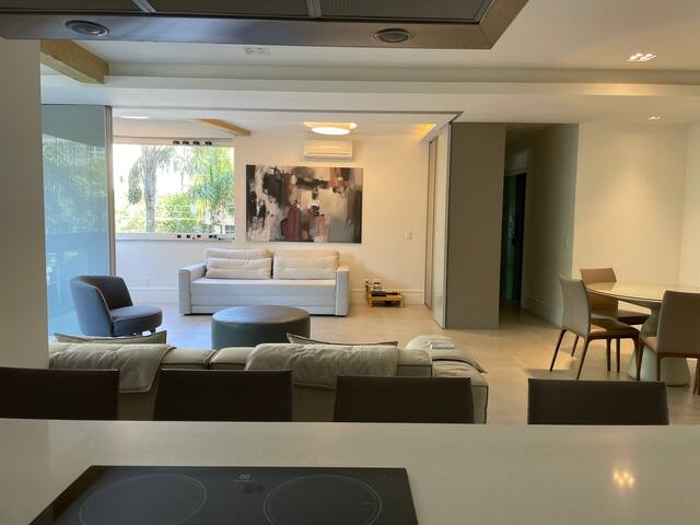 Apt novissímo no Jardim Oceânico um bloco da praia