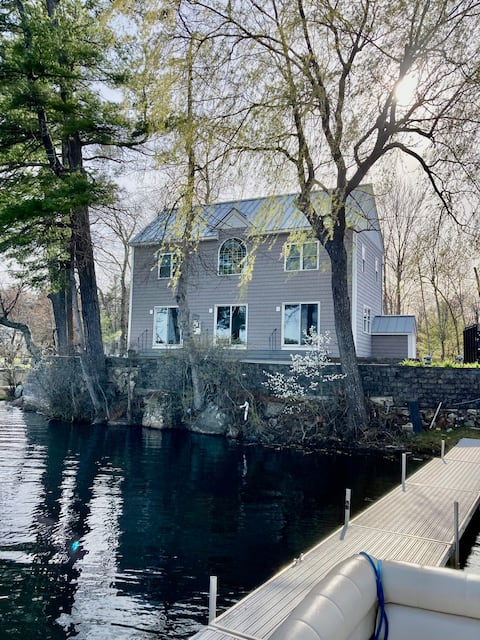 Fabulous Lake house!