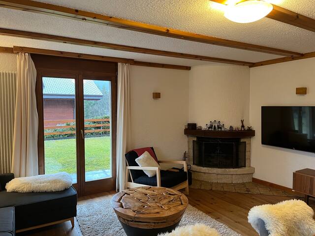 Villars garden flat – central & easy slope access gallery image 2