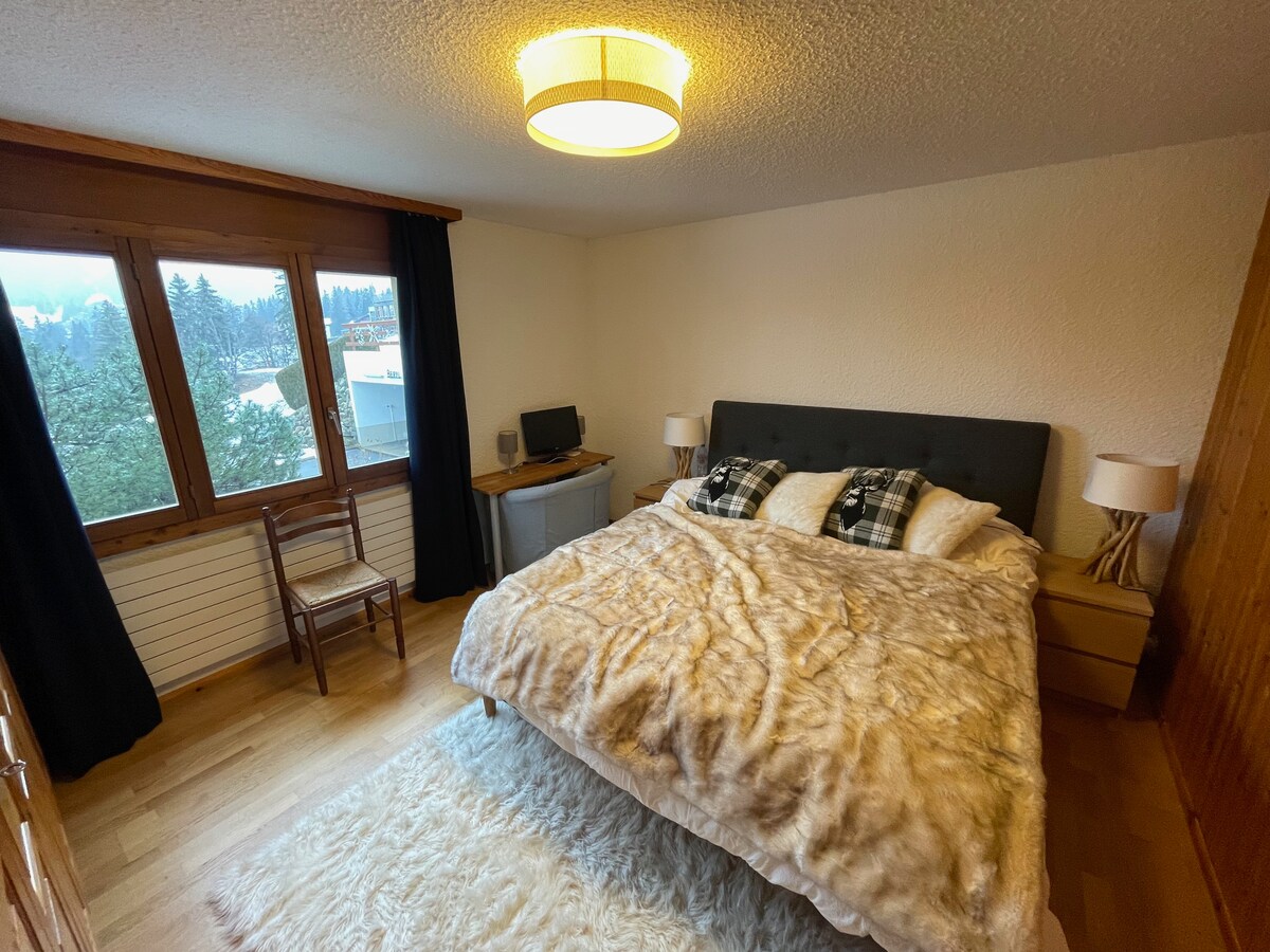 主卧（ 1.80米床）