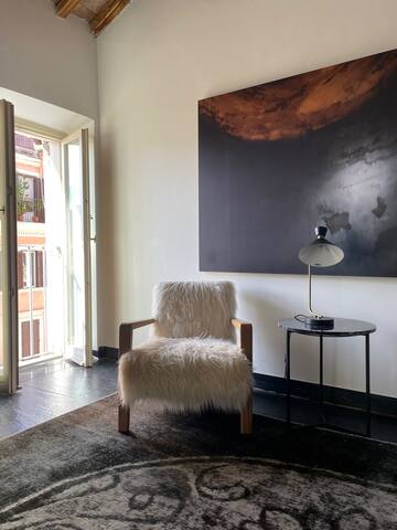 Monti luxury top floor flat gallery image 3