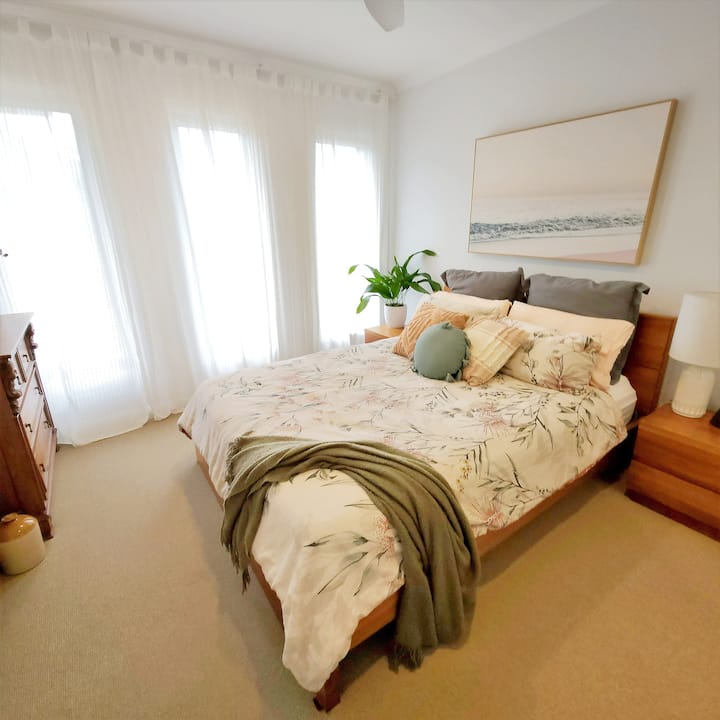 Queen room with ensuite 