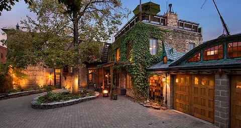 Blacksmith House @ US Bank Stadium | Top 1% Airbnb