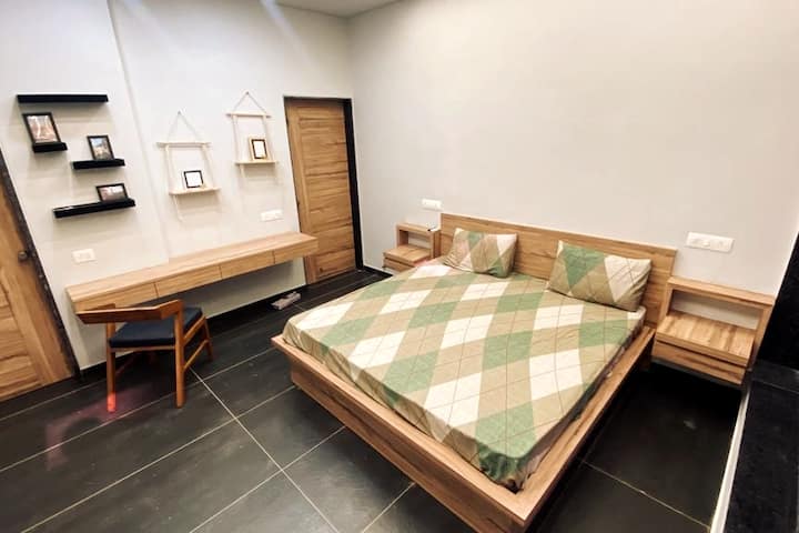 غرفة النوم 1