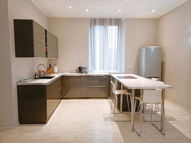 Navigli, 120 sq meter 2 bedrooms 2 bathrooms