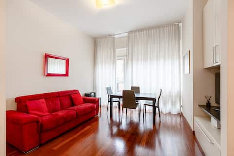 Successful Airbnb property: Elegant Home - Brera Moscova Duomo in Milano