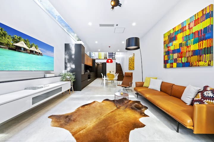 Sleek and Sophisticated Sydney Getaway