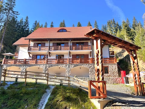Pensiune Lac Belis Marisel