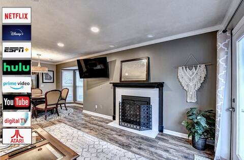 2023 - Renovated home at Avalon-Many Dining Opt!