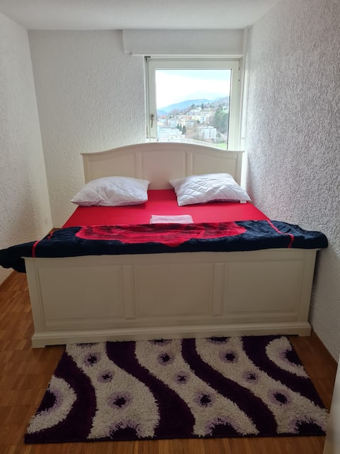 Private clean Room in Grenchen.