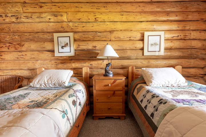 Camera da letto al piano di sotto