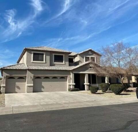 Superbowl House- 3 miles from stadium