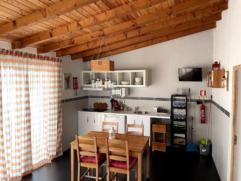 Top Airbnb: Country House With Swimming Pool em Atouguia Da Baleia