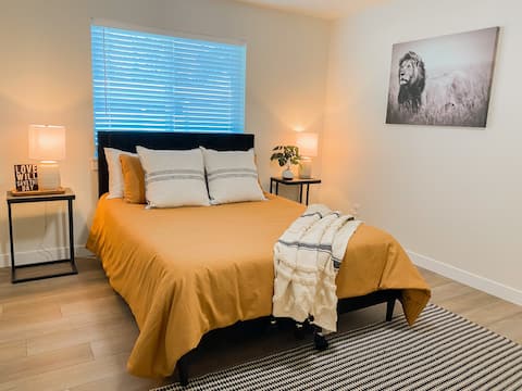 NEW! Open-Plan Cozy Charmer