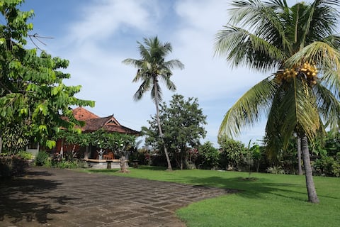 Balinese House with Garden