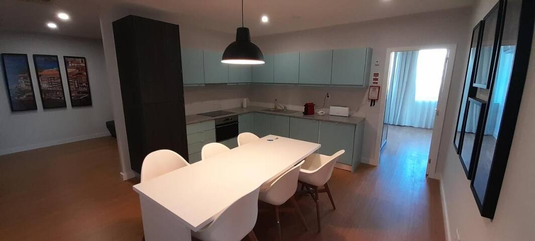 NEW! Galé 504 Apartment (Wi-Fi, Parking) gallery image 2