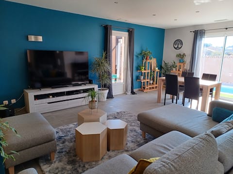 Top performing Airbnb: 3 bedroom villa with secure pool in Sérignan