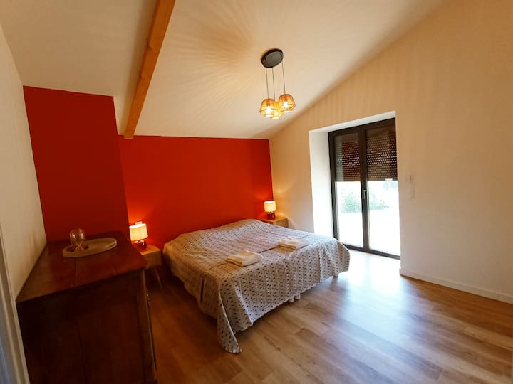 الغرفة الحمراء