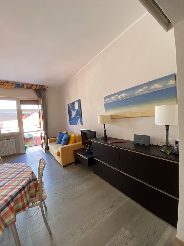 Wonderful fourroom apartment near the sea. Apartments for Rent in