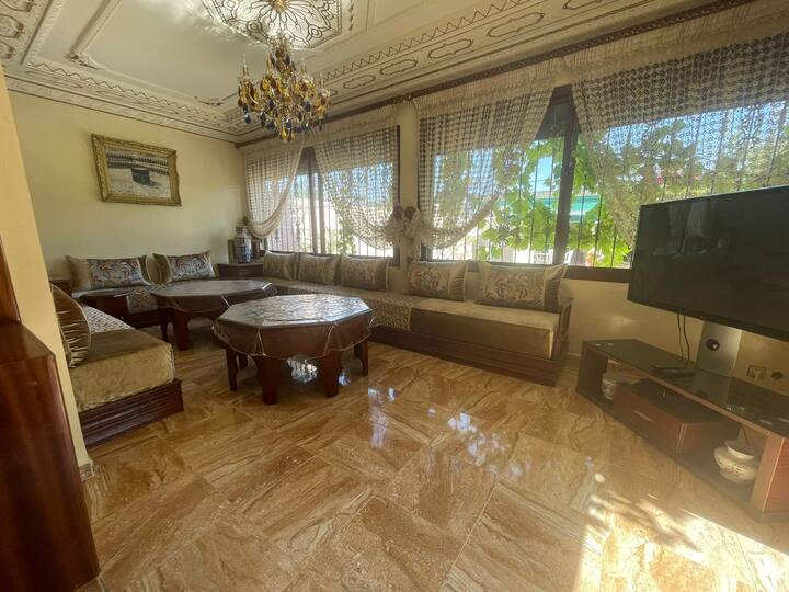 მისაღები ოთახი