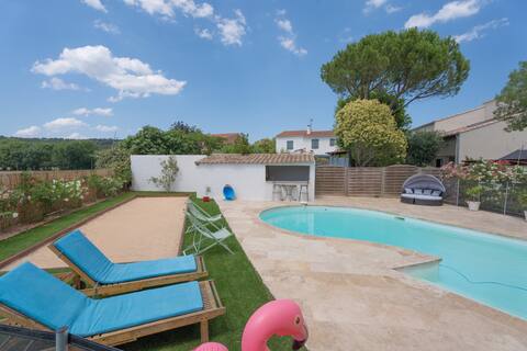Family villa with pool, petanque and plancha