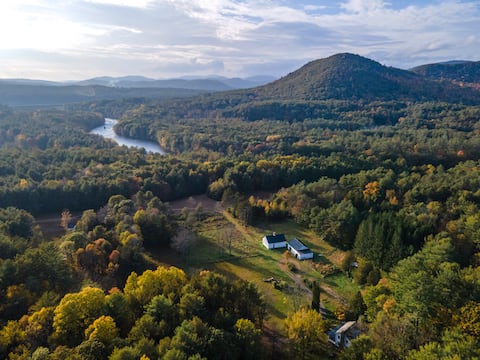 The Mountain Airstrip Farm