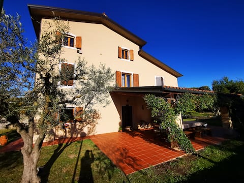 Villa Ghirlanda with Pool and Tennis Court