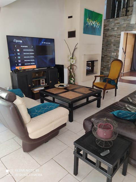 House close to the 24-hour circuit