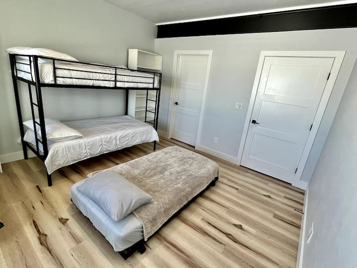 Poschodová izba s extra podlahovou plochou.